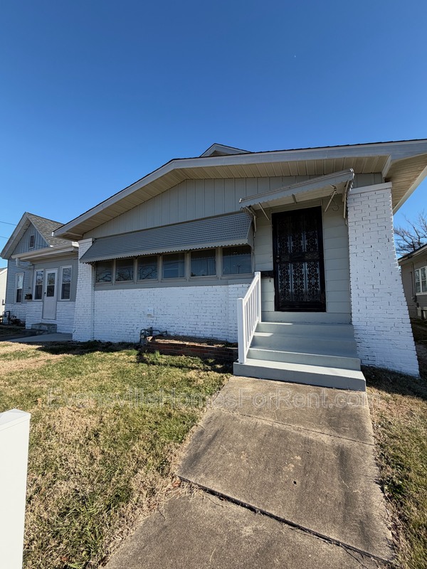 Evansville House: 918 South Barker Avenue