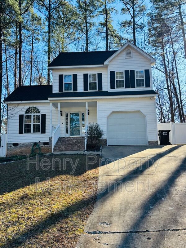 Raleigh House: 8929 New Windsor Place