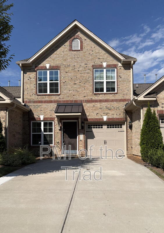 Walkertown Townhome: 2953 York Place Dr
