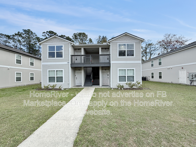 Jacksonville Condo: 7650 Mailes Ct