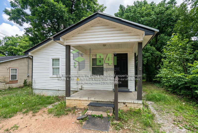 LaGrange House: 220 East Render Street