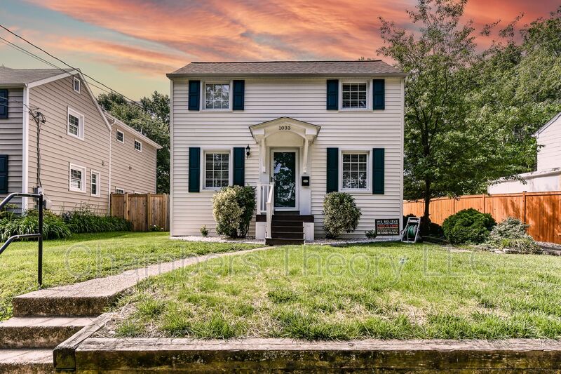 Arlington House: 1033 S Edison St