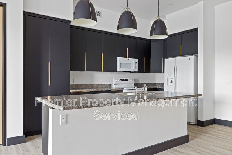 Billings Apartment: 2310 1st Ave N