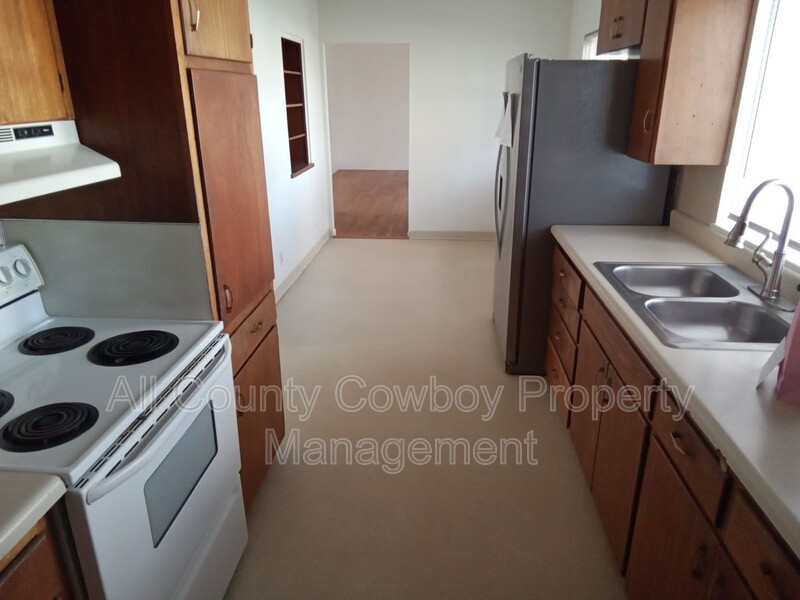 Main Rental Photo 4