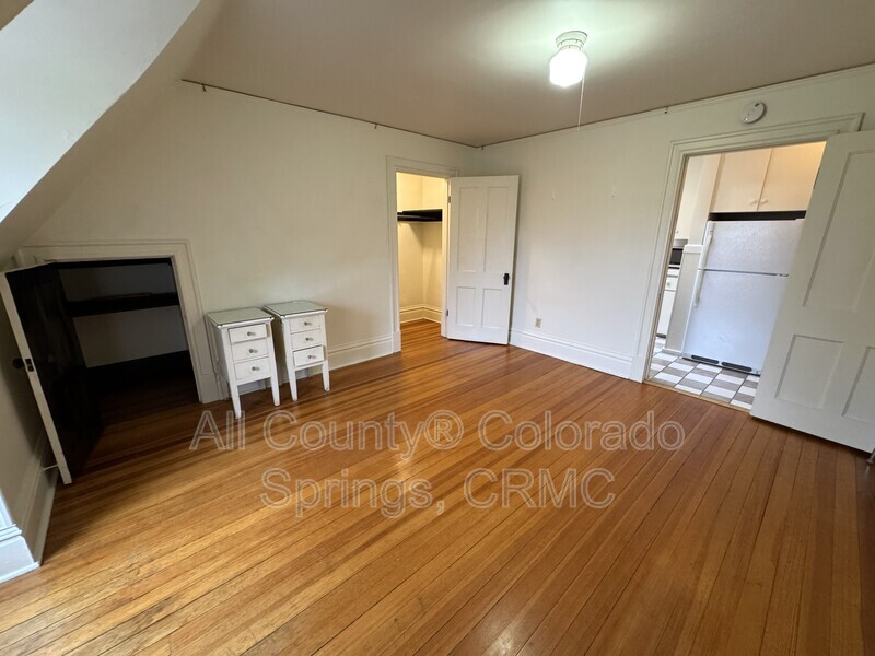 Main Rental Photo 11