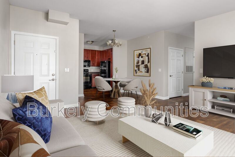 Greensboro Condo: 100 Thornton Ct