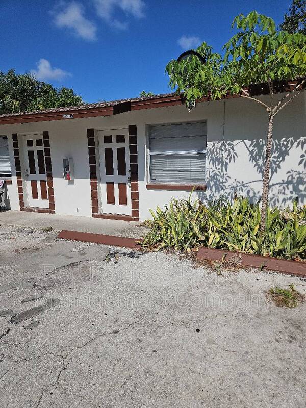 Fort Myers Condo: 3812 Desoto Ave