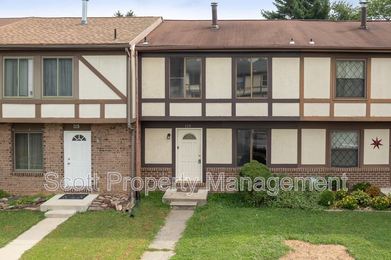 Parkville Townhome: 113 Bourbon Court