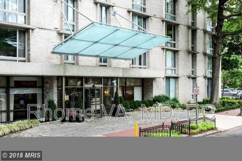 Washington Condo: 950 25th St NW