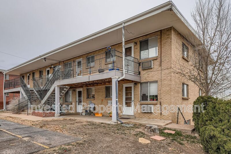 Littleton Condo: 257 E Powers Ave