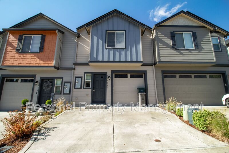 Vancouver Townhome: 11212 NE 14th Court