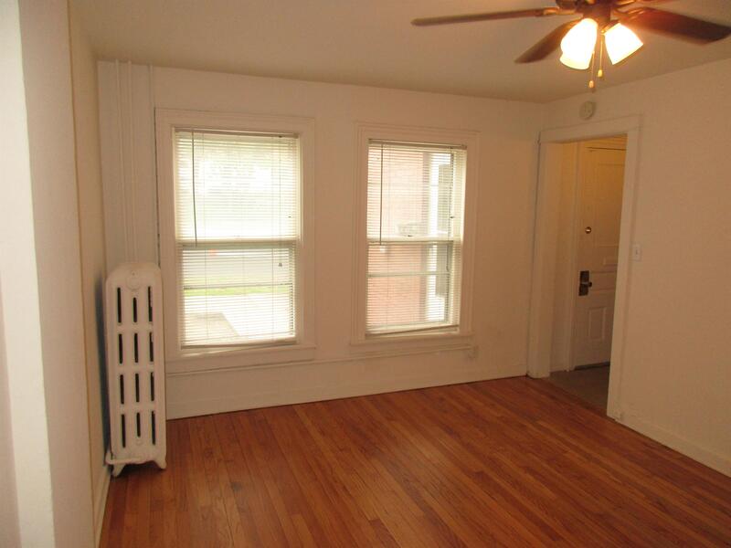 Madison Condo: 121 E Gorham - Unit 1