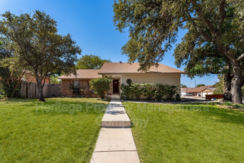 San Antonio House: 8730 Timber Cloud Street