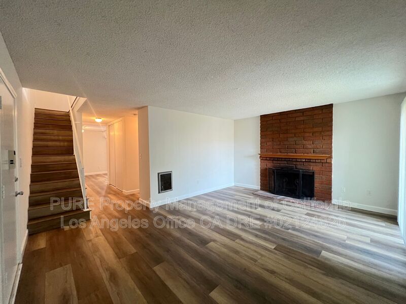 Redondo Beach House: 505 North Irena Avenue