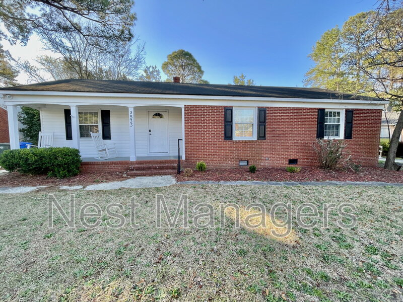 Fayetteville House: 3533 Furman Drive