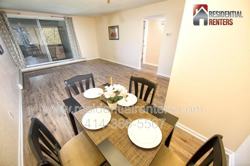 Brown Deer Condo: 4000 W Rivers Edge Circle