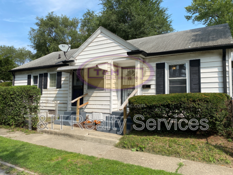 Indianapolis Condo: 2102 East 46th Street