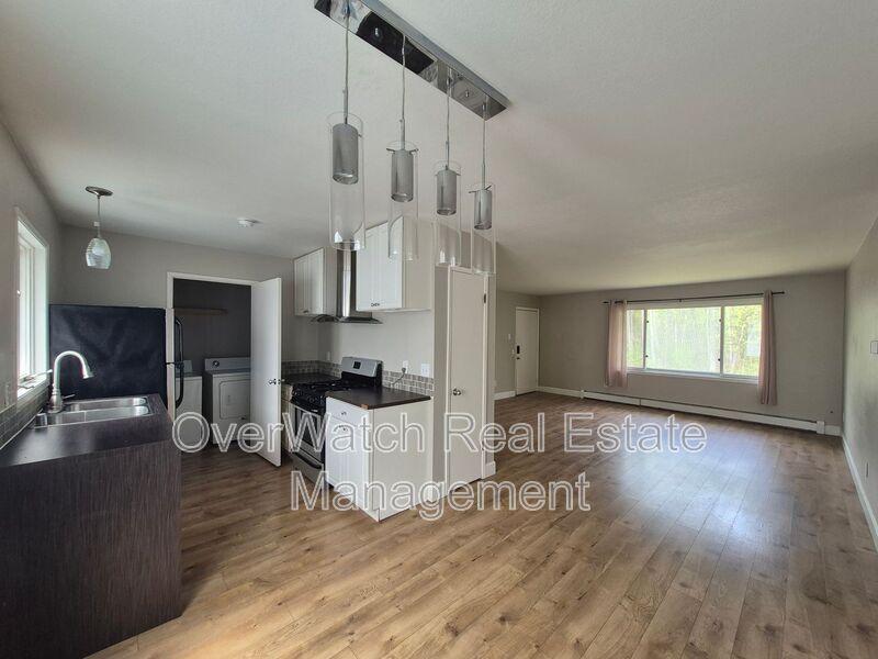 Anchorage Condo: 8114 Boundary ave
