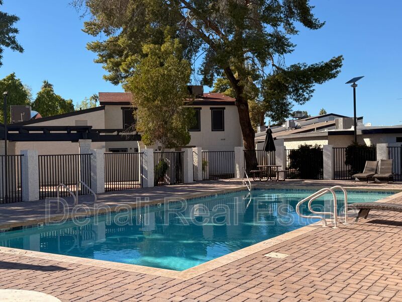 Mesa House: 1051 S. Dobson Road