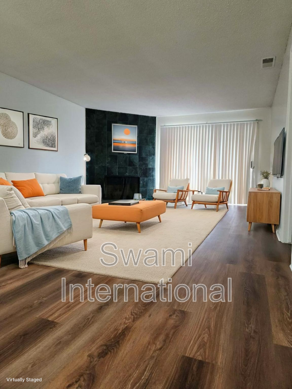 Anaheim Condo: 1600 W. Broadway