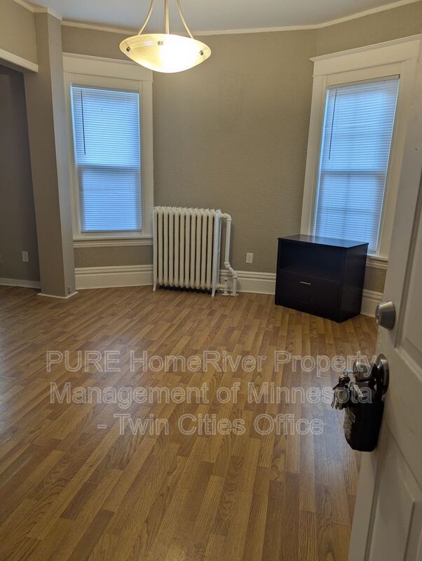 Saint Paul Condo: 605 Van Buren Ave