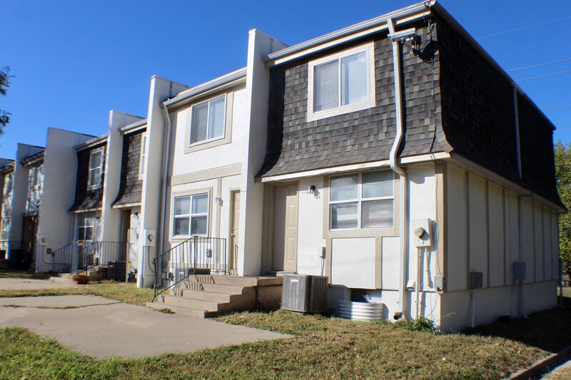 Kansas City House: 2624 Delavan Avenue