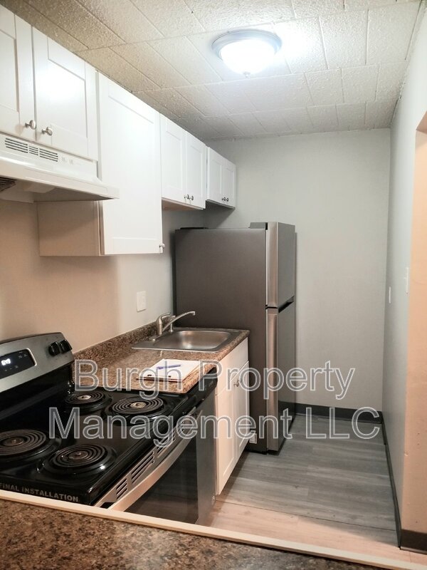 Pittsburgh Apartment: 634 Southcrest Dr