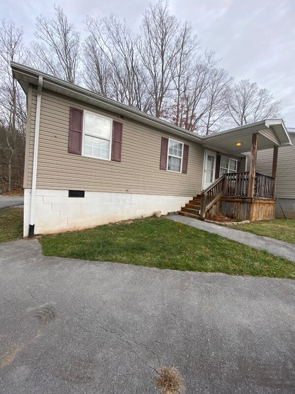 Falls Mills Condo: 213 Post Road - 1