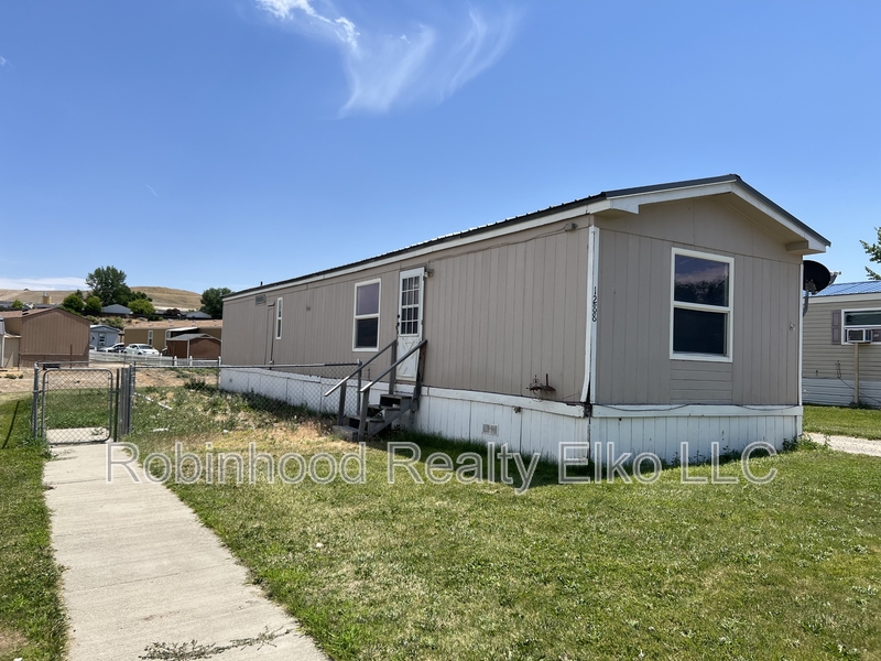 Elko House: 1288 Stitzel Road #142