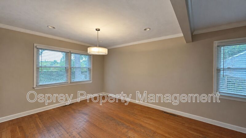 Beautifully Renovated 3-Bedroom Home in Virginia Beach! - Photo 20