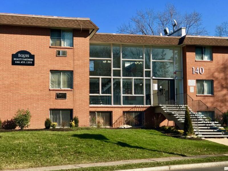 East Orange Condo: 140 Washington Street - B3