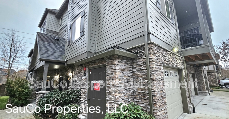 Hillsboro House: 8078 NE Miriam Way