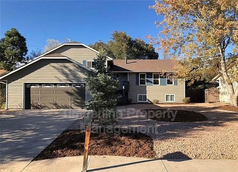 Colorado Springs House: 6446 Pulpit Rock