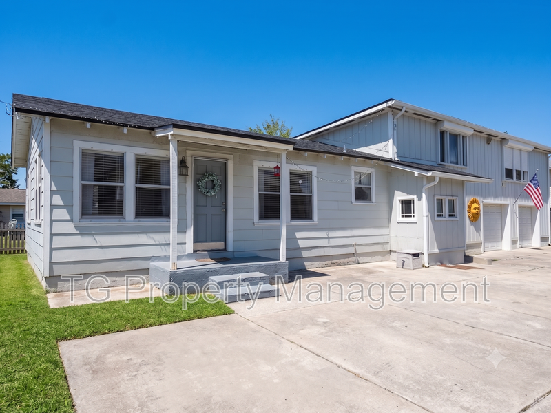 Jacksonville Beach Condo: 403 St. Augustine Blvd