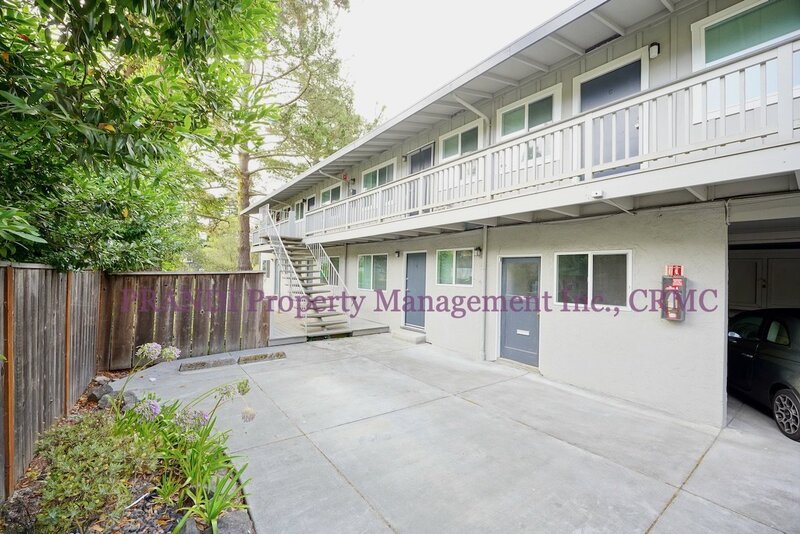 Mill Valley Condo: 405 Maple St