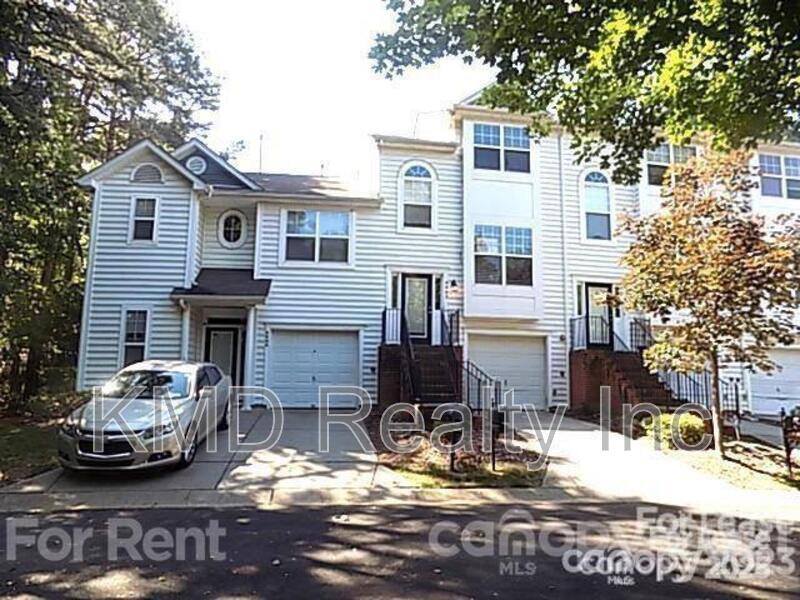 Charlotte Townhome: 6462 Royal Celadon Way