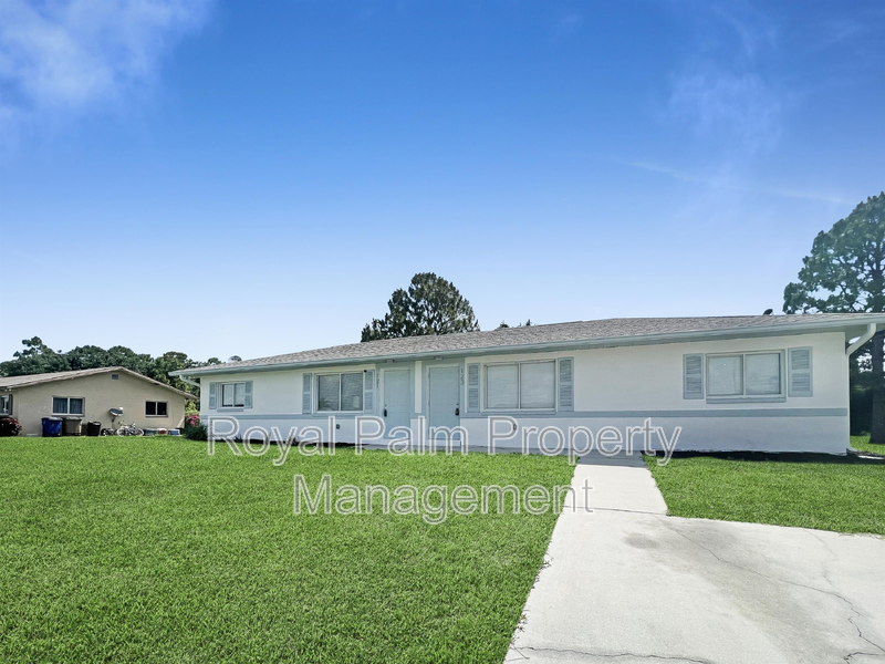Lehigh Acres Condo: 123 Gordon Avenue South