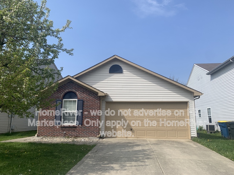 Indianapolis House: 10332 Hornton St