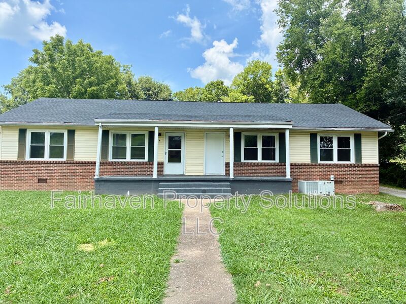 Red Bank Condo: 109 Signal View Street