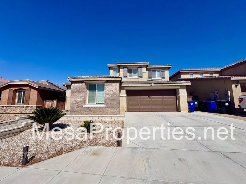 Victorville House: 14945 Cobalt Rd