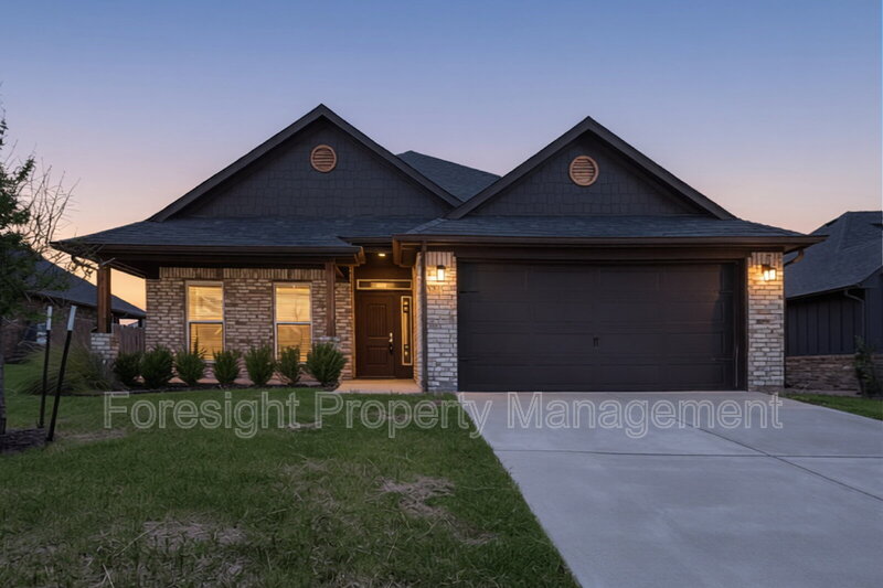 Sherman House: 2816 Orchid Dr
