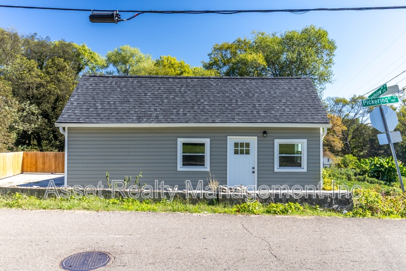 Knoxville Condo: 128 Pickering Street - A