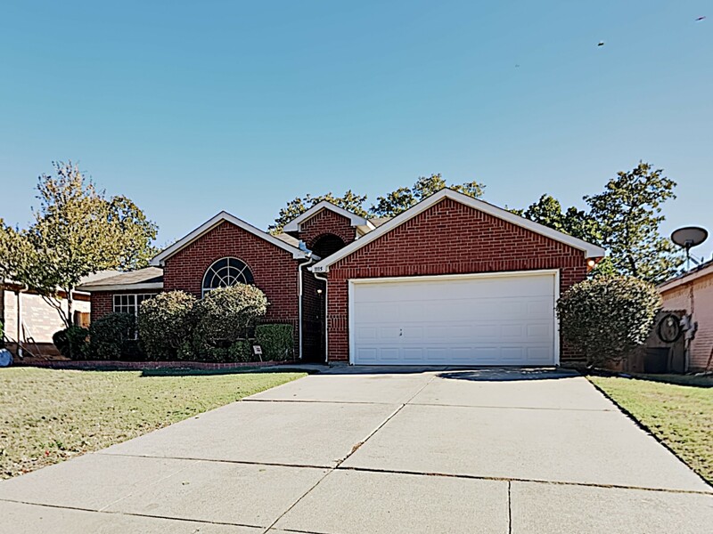 Request a Viewing for 1115 Hidden Glade Dr Tenant Turner