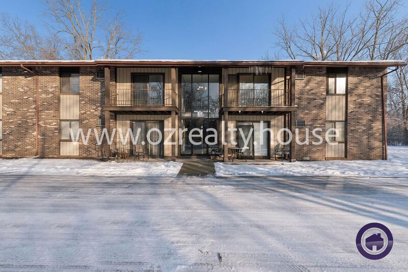 Toledo House: 2150 N McCord Rd