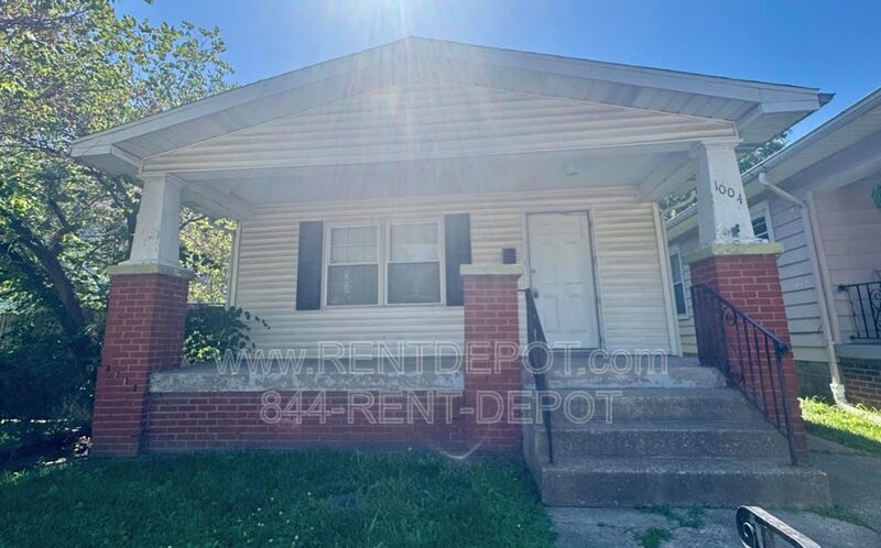 Evansville House: 1004 N. Governor