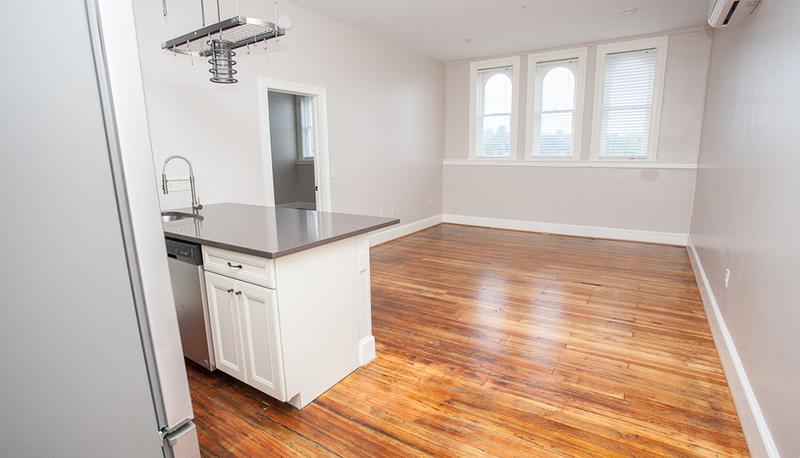 Harrisonburg Condo: 122 S. Main Street Suite 405