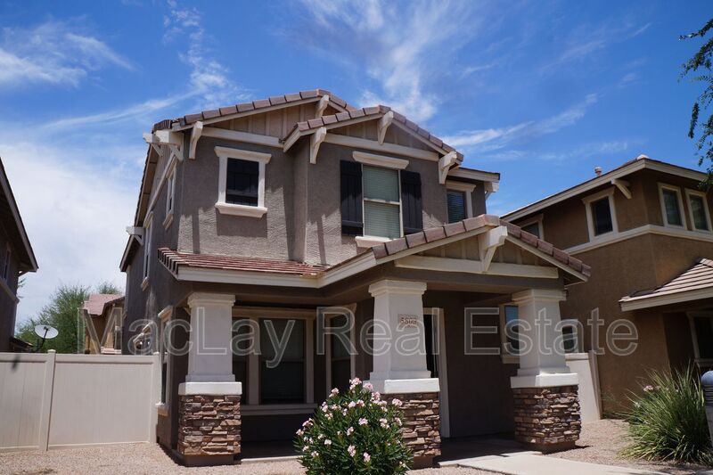 Mesa House: 5809 E Hampton Ave