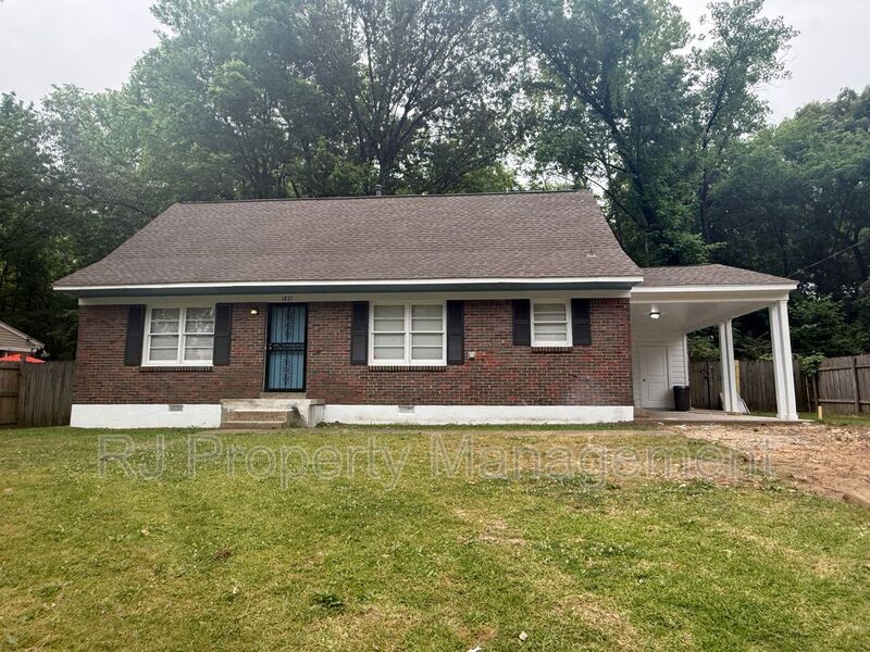 Memphis House: 1821 Dale Lavern Rd