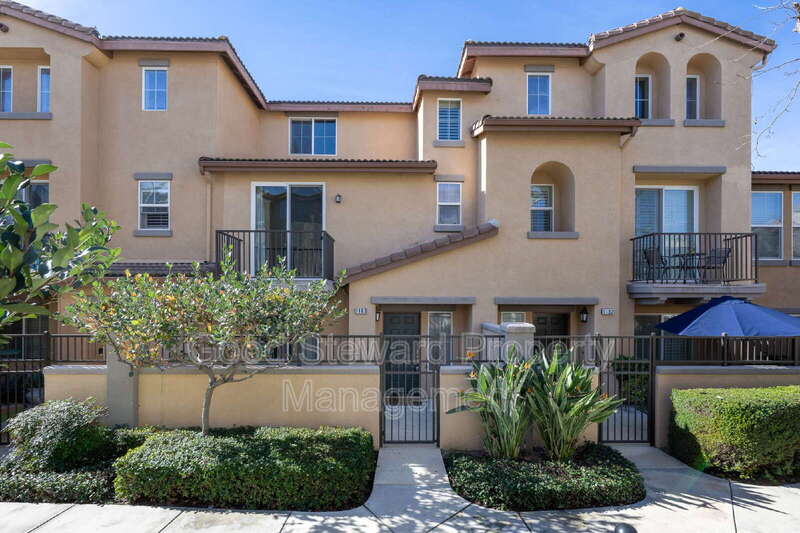 Chino Hills Townhome: 17871 Shady View Drive