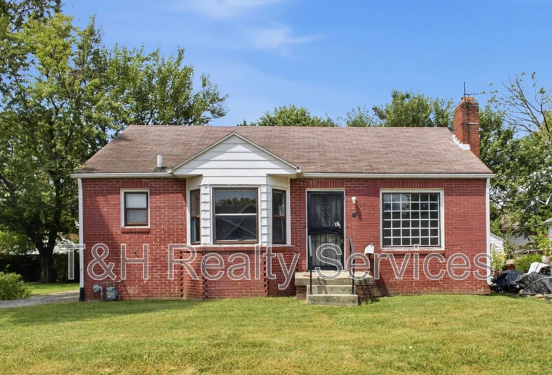 Indianapolis House: 32 North Catherwood Avenue